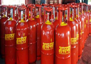 bharat petroleum imposes rs 87 lakh fine on lpg agency for blackmarketing