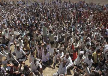 bhavnagar farmers organise rally against nuclear plant