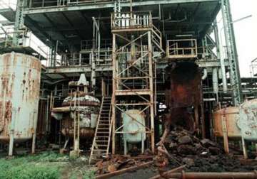 bhopal court summons dow chemicals in gas tragedy case