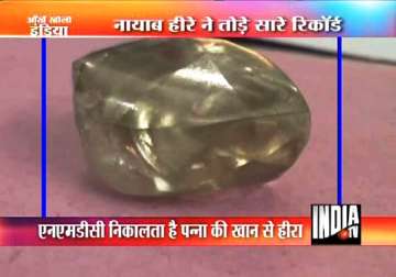 biggest ever diamond unearthed from panna all of 37.68 carat