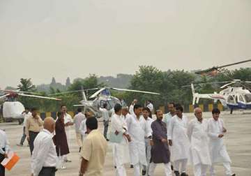 bihar leaders begin helicopter campaign