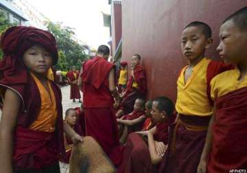 bodhgaya buddhist monks demand removal of hindus from temple management committee
