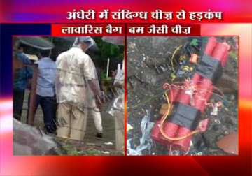 fake gelatine sticks used for film shooting create bomb scare in mumbai