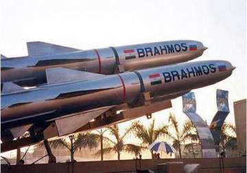brahmos missile test fired from warship ins kolkata