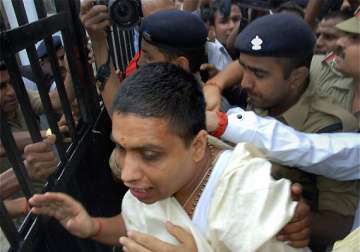 cbi arrests ramdev s aide balkrishna