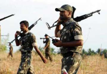 crpf jawan killed 10 security men injured in maoist encounter