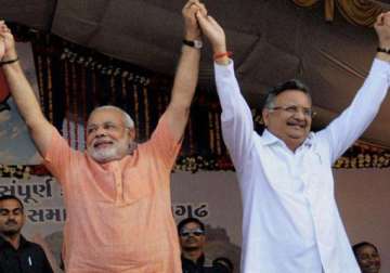 chattisgarh cm raman singh calls on modi