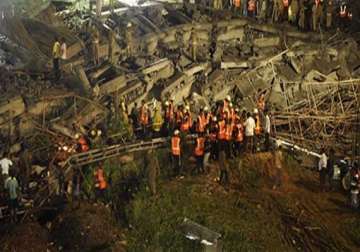 chennai building collapse toll goes up to 16