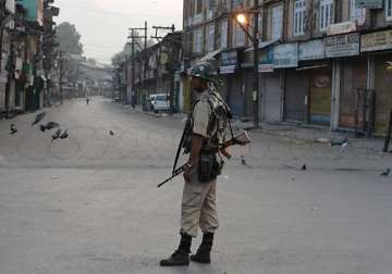 curfew for third day in shopian