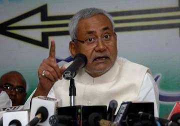 china growth model unsuitable to india says nitish