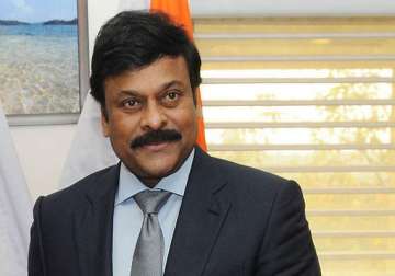 chiranjeevi resigns as minister over telangana decision