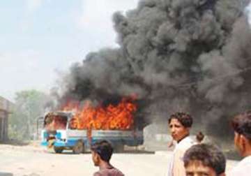 2 killed over 100 injured in clash over ashram in rohtak