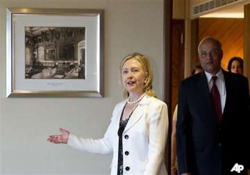 hillary clinton urges india to expand influence