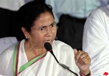 comments of politicians aggravating assam flare up mamata