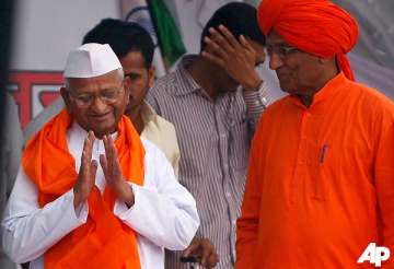 hazare rules out change in nominees in lokpal panel
