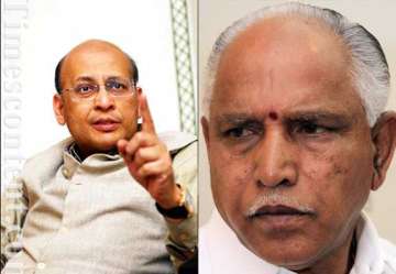 congress asks yeddyurappa to quit