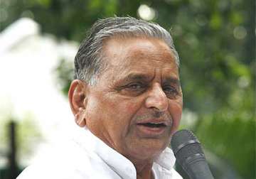 congress not treating us well but we won t withdraw support says mulayam