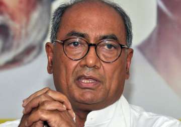 congress sp main contenders in up says digvijay