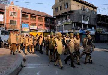 curfew continues in parts of srinagar kashmir valley