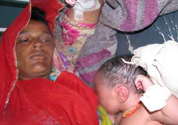 dna test confirms new born girl s parentage in jodhpur hospital