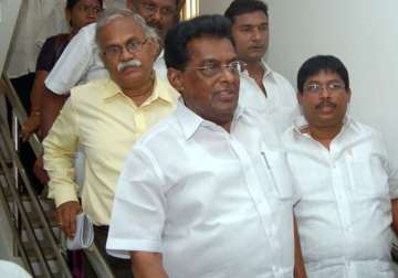 dvac raids houses of former dmk ministers