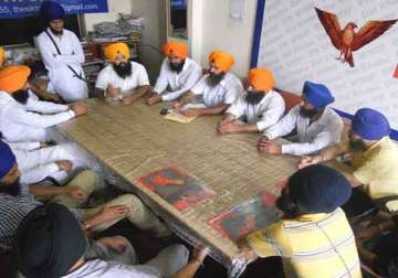dal khalsa accuses uk of sacrilege on golden temple attack