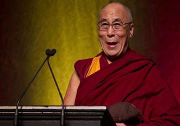 dalai lama calls for dialogues to solve problems of violence