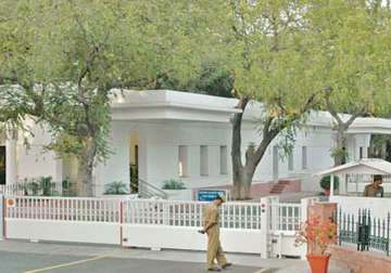 deadly dengue knocks at the doors of pm s residence