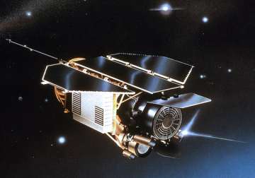 defunct german satellite falls into bay of bengal