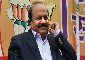 delhi lt. governor invites harsh vardhan to discuss govt formation