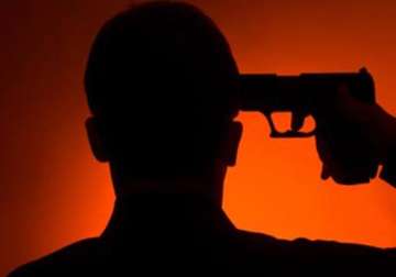 delhi police officer succumbs to bullet injury