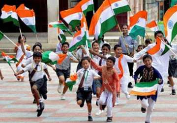 delhi police reaches out to schoolkids with special i day exercise