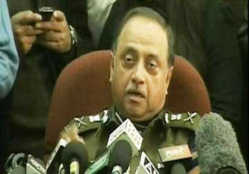 delhi police should remain with centre neeraj kumar