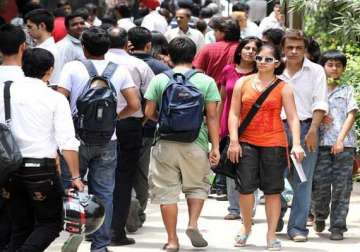 delhi university s academic council scraps fyup