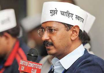 delhi govt on collision course with centre puts police under janlokpal in draft bill