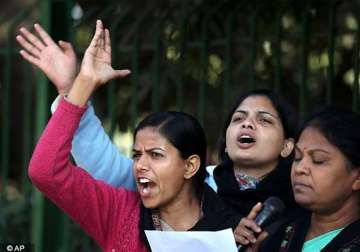 delhi govt s 181 helpline gets over 2 lakh calls from women in four months