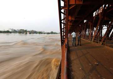 delhi to spend rs.62 crore on anti flood projects