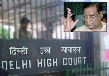 delhi court orders trial of bangaru laxman