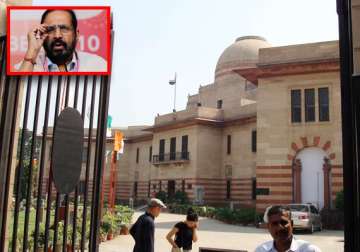 delhi hc dismisses kalmadi s plea to attend parliament