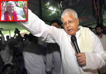 delhi rjd mla quits party to protest lalu s remarks against hazare