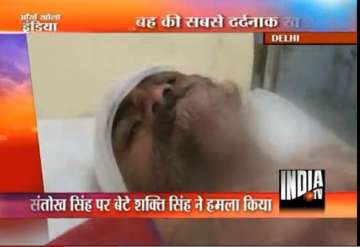 delhi youth injures father with sword
