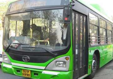 delhi govt to buy fleet of 600 low floor buses