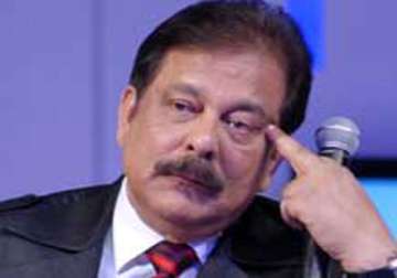 deposit rs.10 000 crore for subrata s release sc to sahara