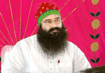 dera sacha sauda tightlipped on support in punjab polls