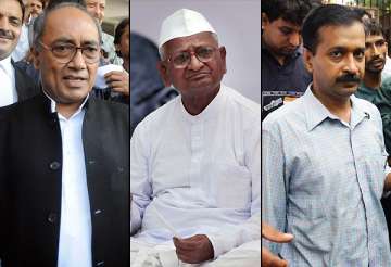 digvijay shoots off another letter to hazare raises rss issue