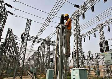 discoms not cooperating with us cag to high court