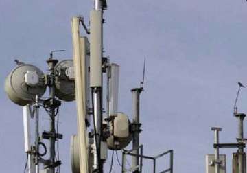 dot issues order to cdma players for one time spectrum fee