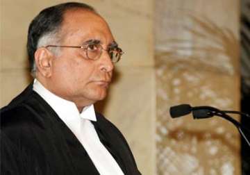 don t give political protection to corrupt judges says chief justice of india