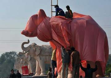 ec rejects bsp plea on covering statues