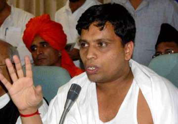 ed issues notice against balkrishna for violating forex rules